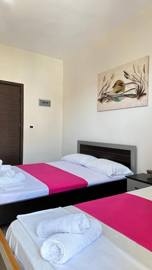 Elisabeta Apartments Sarandë Esterno foto